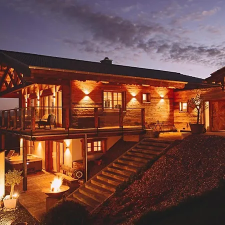 Maja - Altholzchalet In Der Eifel Mit Whirlpool Und Sauna Seiwerath