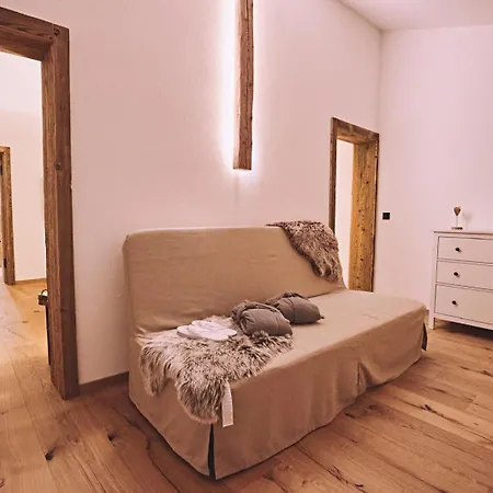 Maja - Altholzchalet In Der Eifel Mit Whirlpool Und Sauna Дом отдыха *