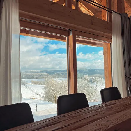 Maja - Altholzchalet In Der Eifel Mit Whirlpool Und Sauna Seiwerath